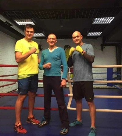 Тренировки по боксу групповые  Клуб единоборств "Груша" (12 тренировок) - купить в Крутце